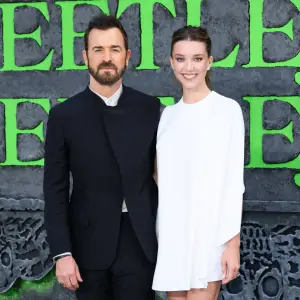 Justin Theroux Was Nervous to Propose to Fiancee Nicole Brydon Bloom