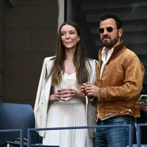 Justin Theroux and Fiancee Nicole Brydon Bloom Attend US Open