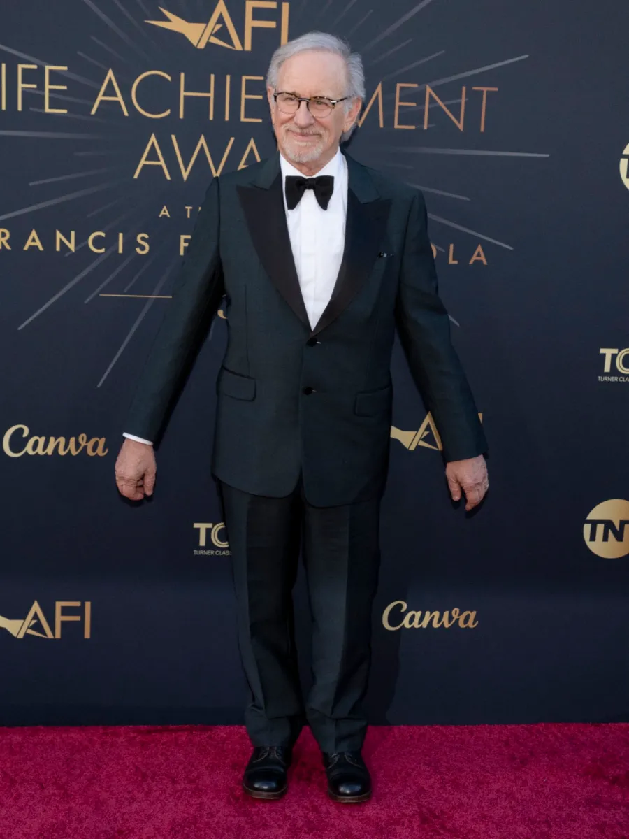 MEGA1301481_061-steven-spielberg