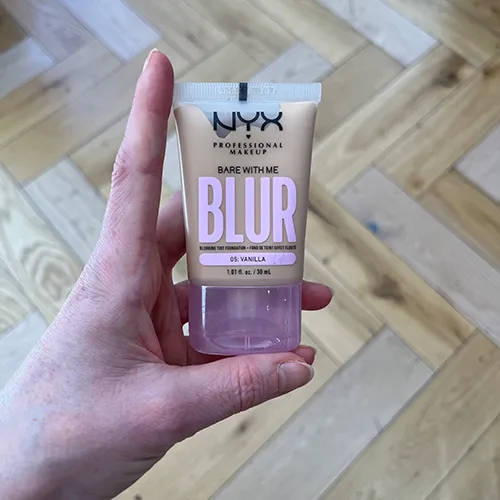 NYX Professional Makeup Bare With Me Blur Skin Tint Foundation