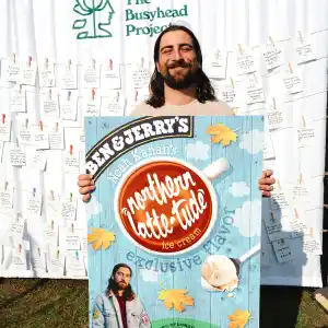 Noah Kahan Gets His Very Own Ben and Jerry s Ice Cream Flavor — Just in Time for Stick Season 330