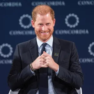 Prince Harry Says My Mum Would Be Incredibly Proud of Young Award Winners at Touching NYC Event