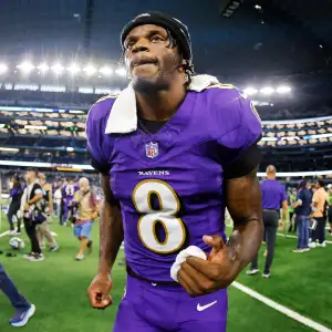 QB Lamar Jackson Criticized for Making Suicide Watch Joke After Ravens Victory Over the Cowboys 382