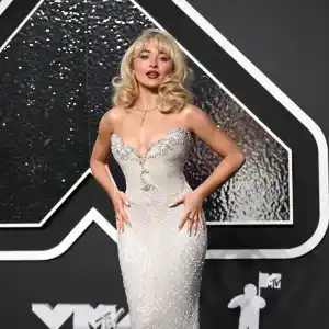 Sabrina Carpenter Red Carpet