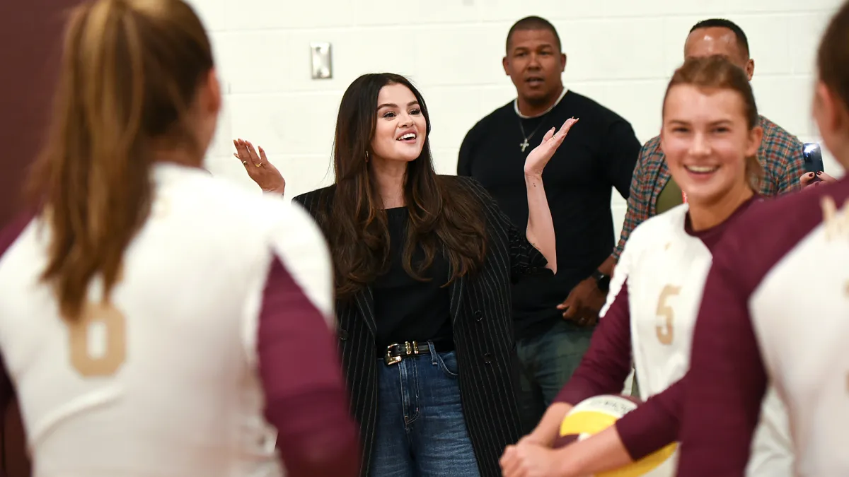 Selena Gomez Sweetly Surprises a Volleyball Team After They Asked Her to Sing National Anthem