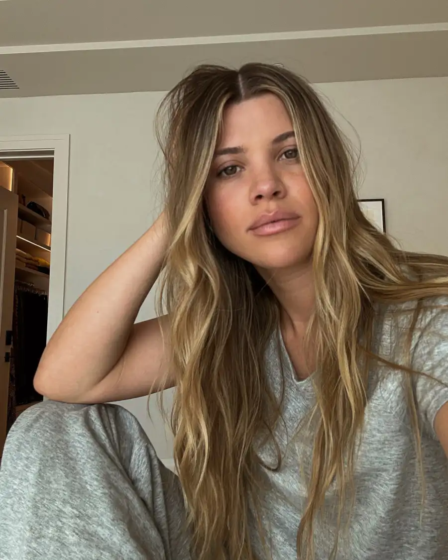 Sofia Richie Is Glowing in New Makeup Free Selfie