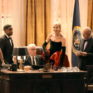 The West Wing Cast Reunites at 2024 Emmy Awards 25 Years After Show Premiere