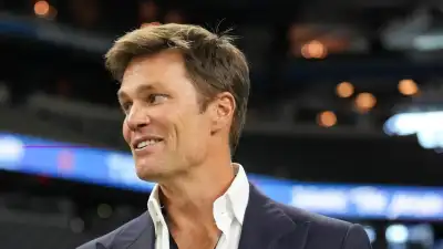 Tom Brady Critiques His TV Broadcasting Debut Definitely Things to Work On