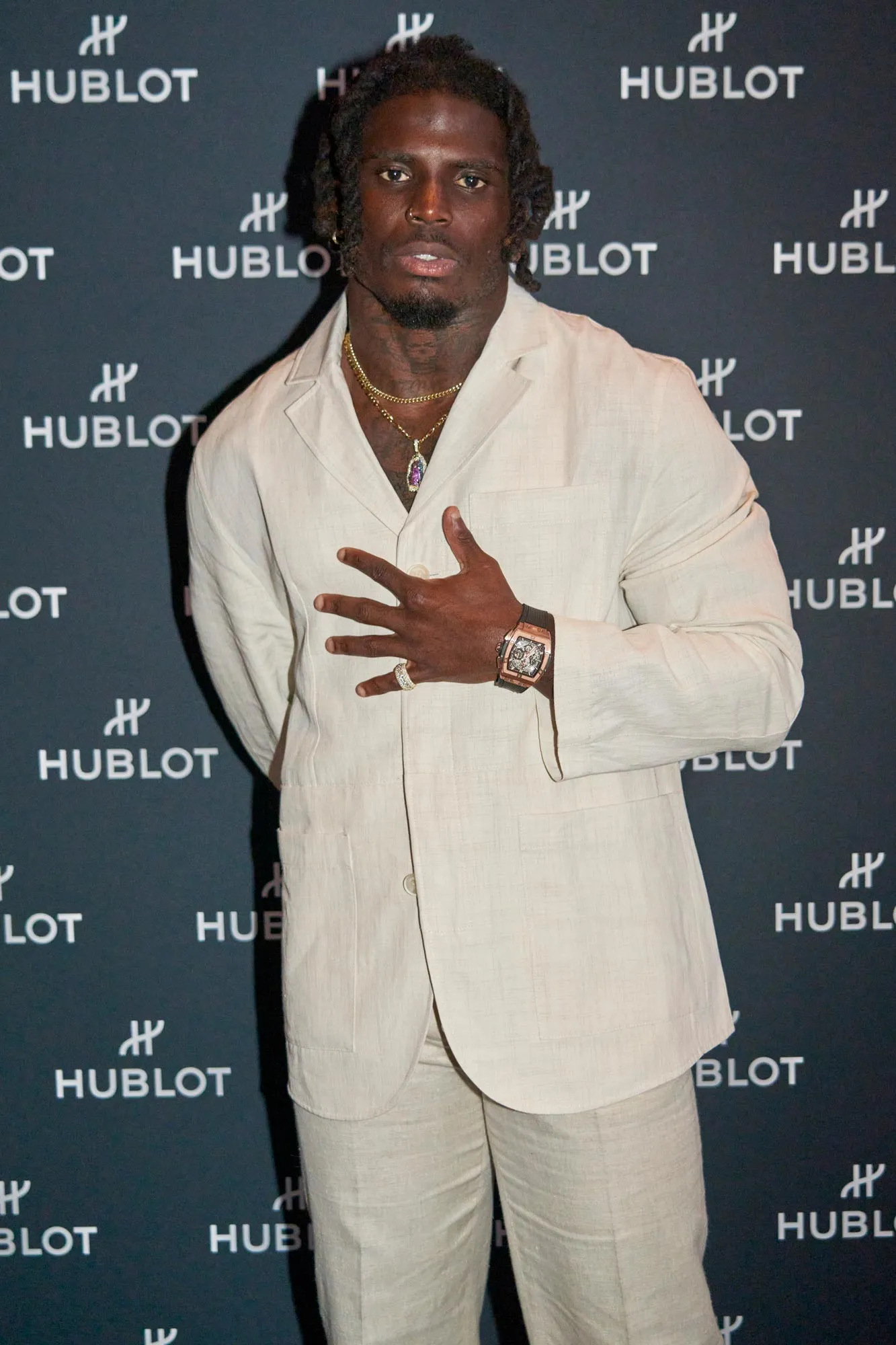 Tyreek Hill Police Officer Placed on Leave