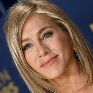 Jennifer Aniston on red carpet