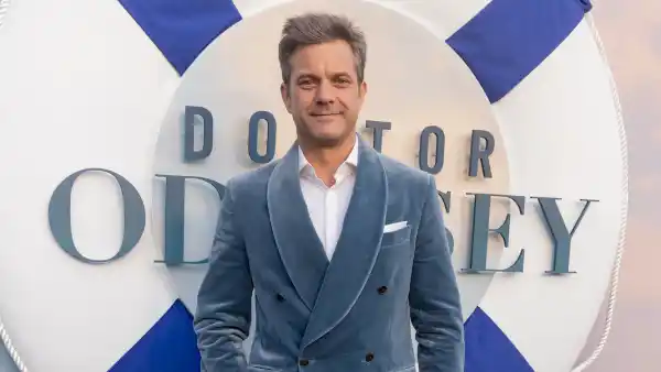 joshua-jackson-goes-blue-velvet-for-doctor-odyssey-premiere-GettyImages-2173047790