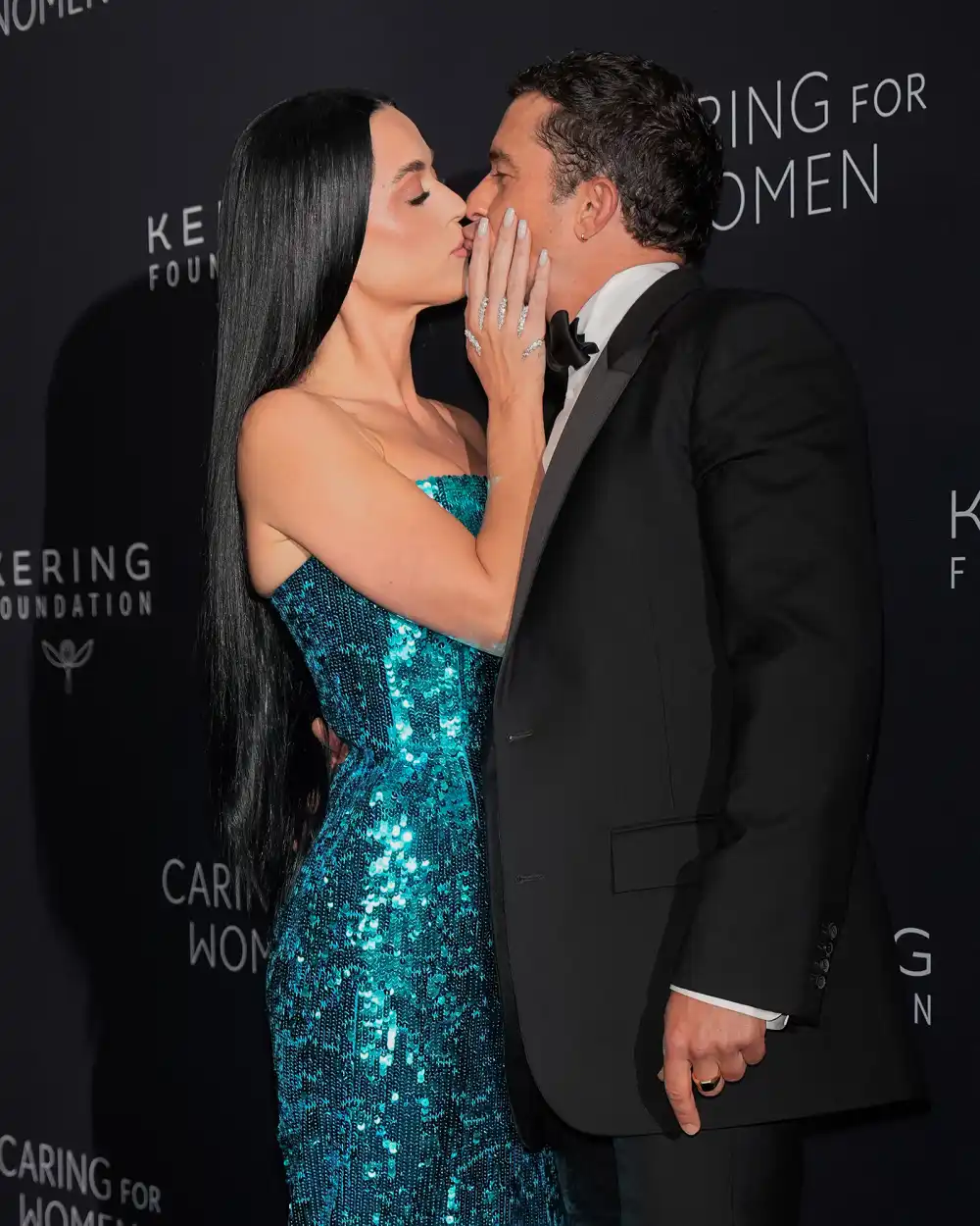 Katy Perry Approves of Orlando Bloom Looking at Kim Kardashian&rsquo;s Backside
