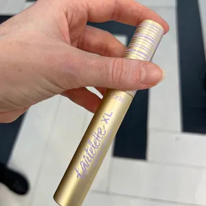 tarte tartelette™ XL tubing mascara