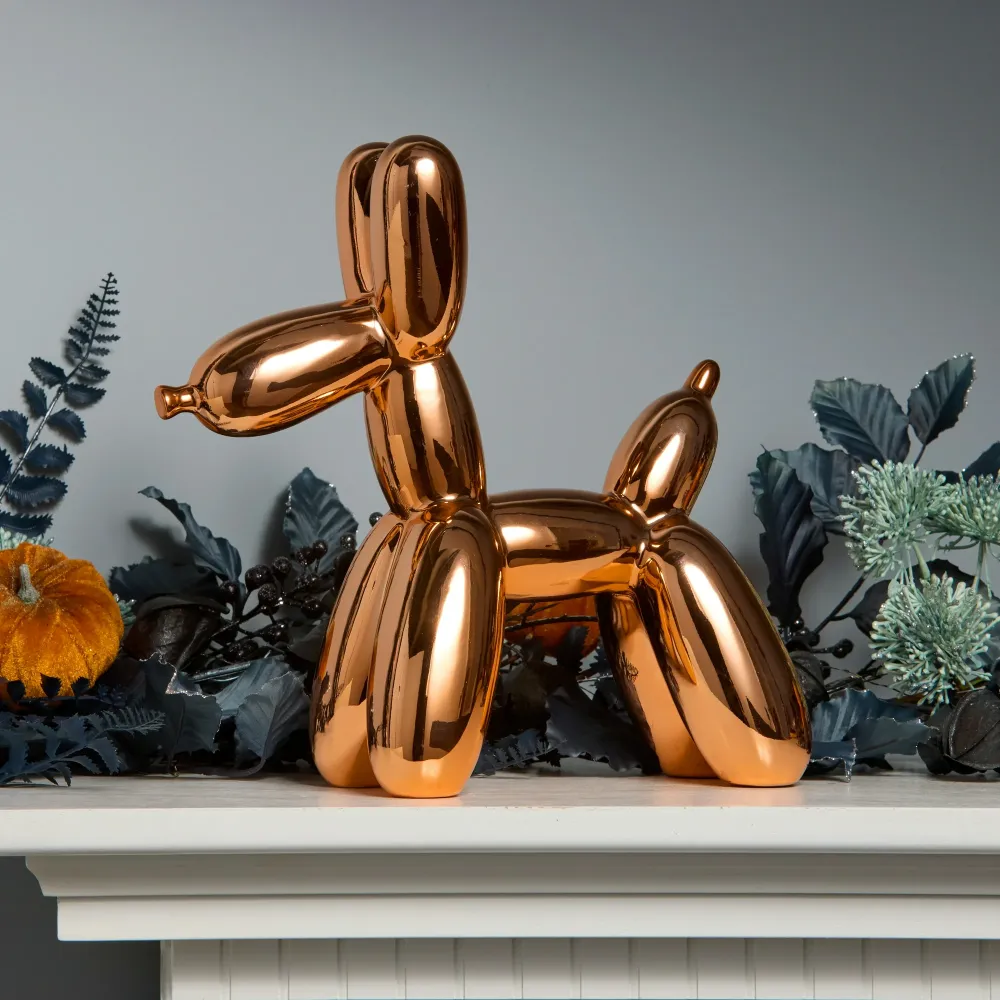 balloon dog figurine