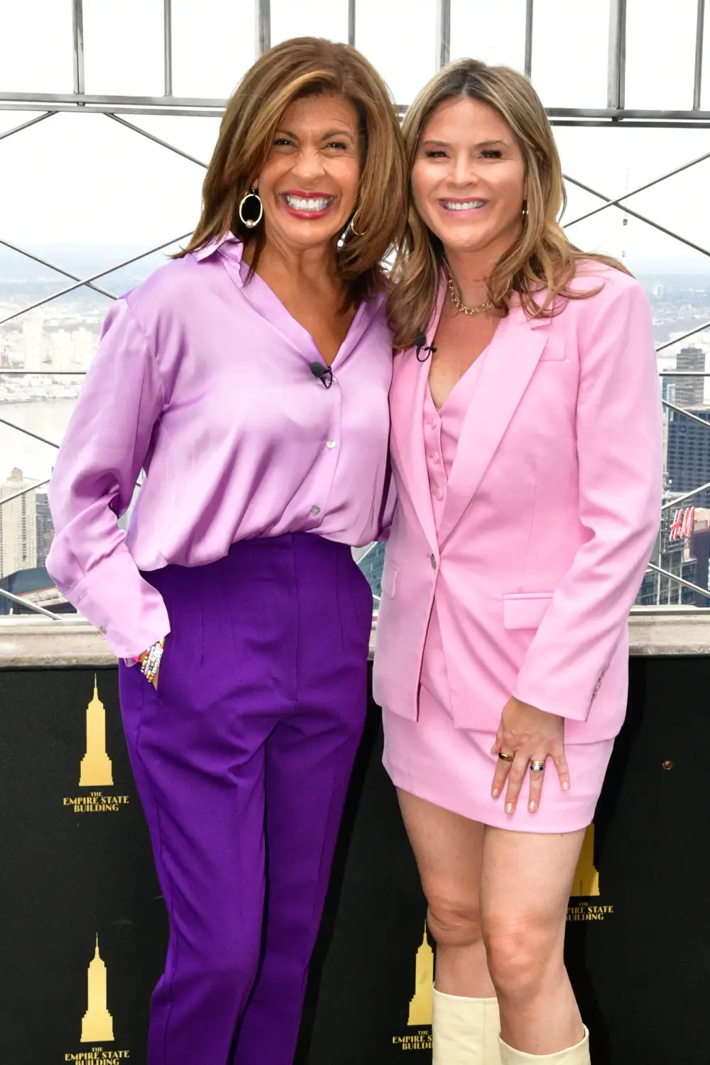 Hoda Kotbs Daughter Gives Jenna Bush Hager an Early Christmas Gift