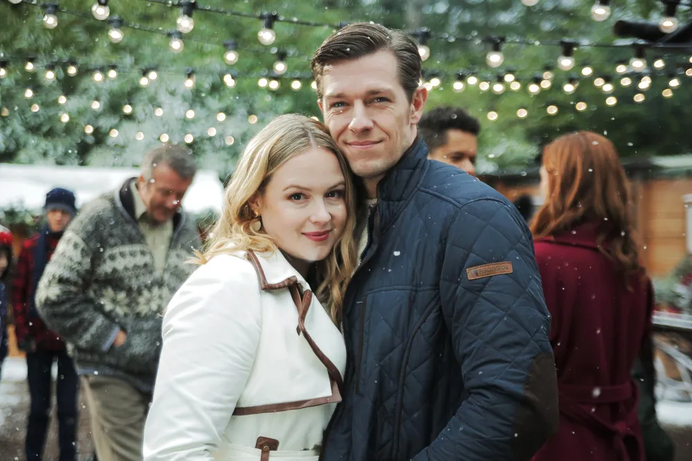 A Guide to Every Holiday Movie on TV This 2024 Season Hallmark Netflix Great American Family More A Very English Christmas to ML 266