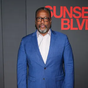 Actor Wendell Pierce Forced to Leave World Series Game 5 Early- ‘Worst Experience Ever’ 453