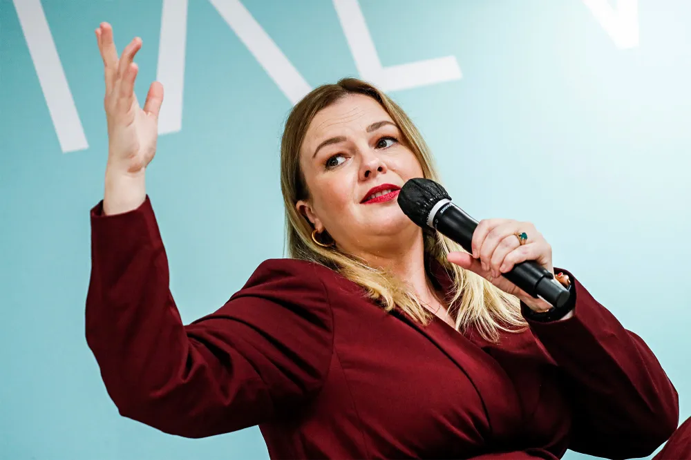 Amber Tamblyn Opens Up About Undergoing Ear Pinning Surgery