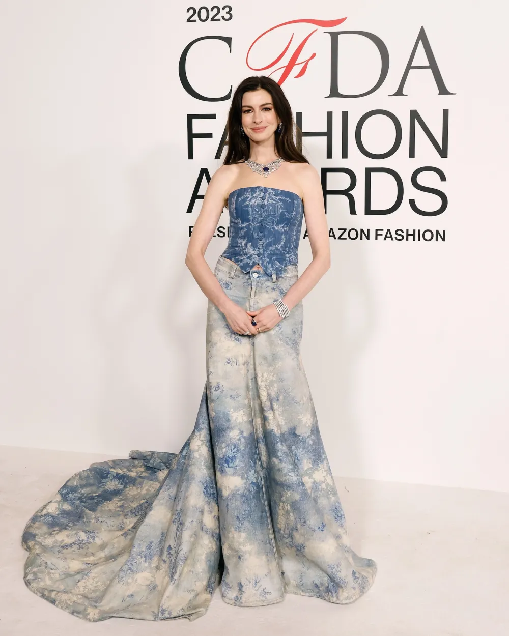 Anne Hathaway Was a Last Minute Replacement for Sarah Jessica Parker at 2023 CFDA Fashion Awards