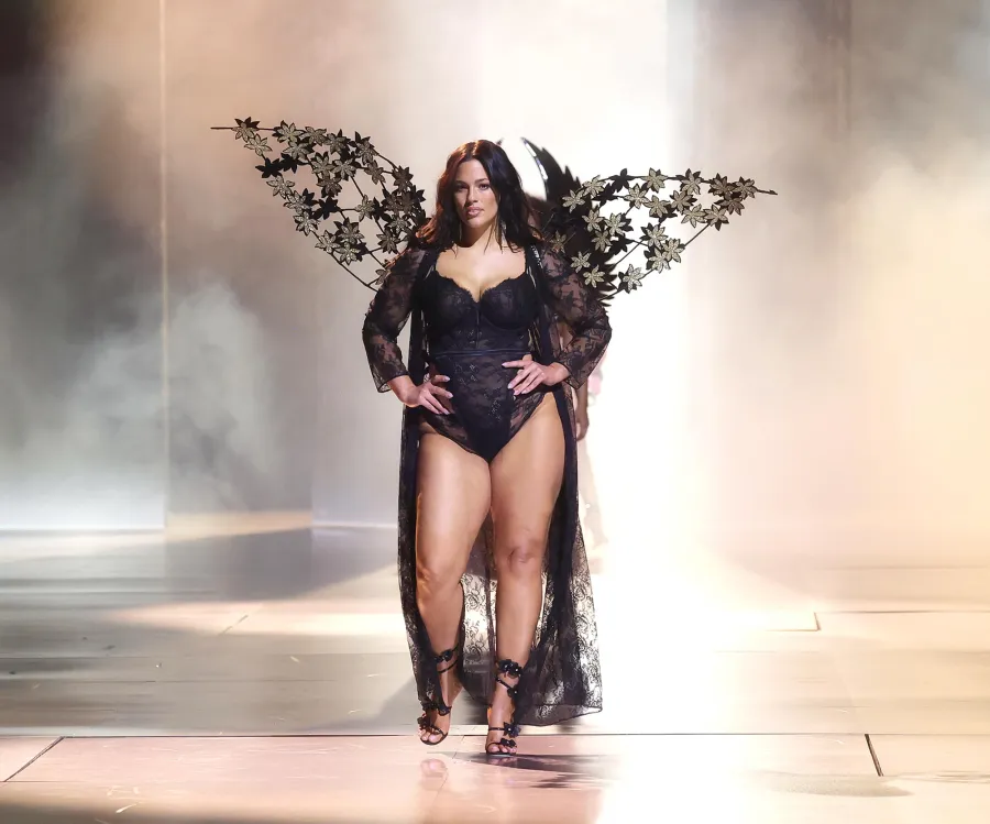 Ashley Graham walks the runway for the Victoria s Secret Fashion Show 2024