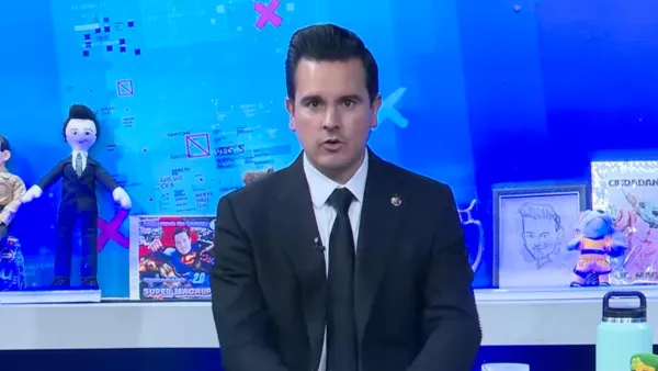 Así reaccionó el periodista Gustavo Macalpin tras ser despedido de su trabajo en vivo por el director de la televisora Hoy es tu último día 368