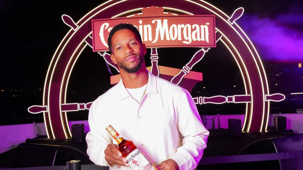 Victor Cruz x Captain Morgan