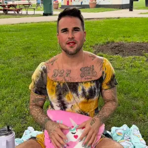 Bachelor Nation Josh Seiter Now Says He Pretended to Be Trans as an Experiment