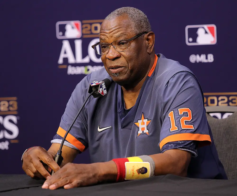 Celebrity Dodgers and Baseball Fans React to the Death of Legendary Pitcher Fernando Valenzuela