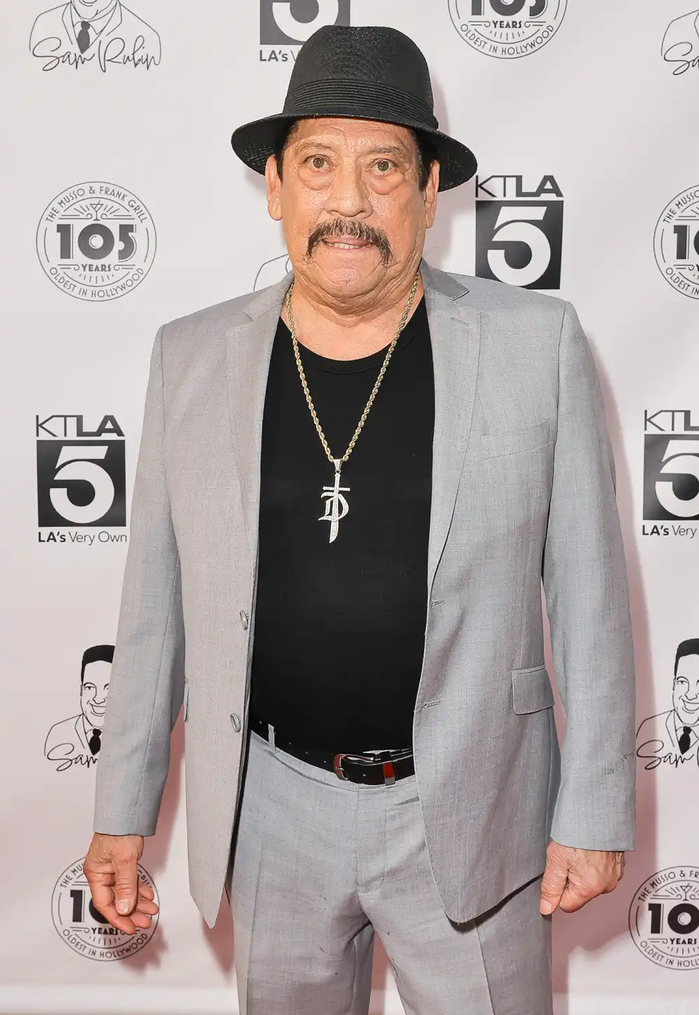 Celebrity Dodgers and Baseball Fans React to the Death of Legendary Pitcher Fernando Valenzuela