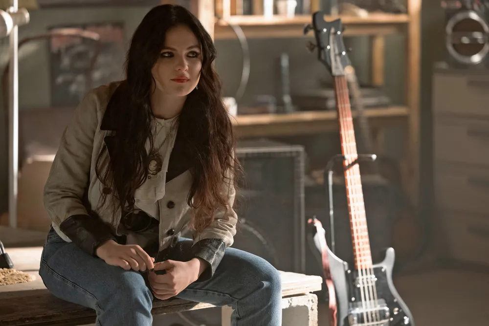 Chiara Aurelia Jokes About Having Gremlin Photos of Julie Bown After Hysteria