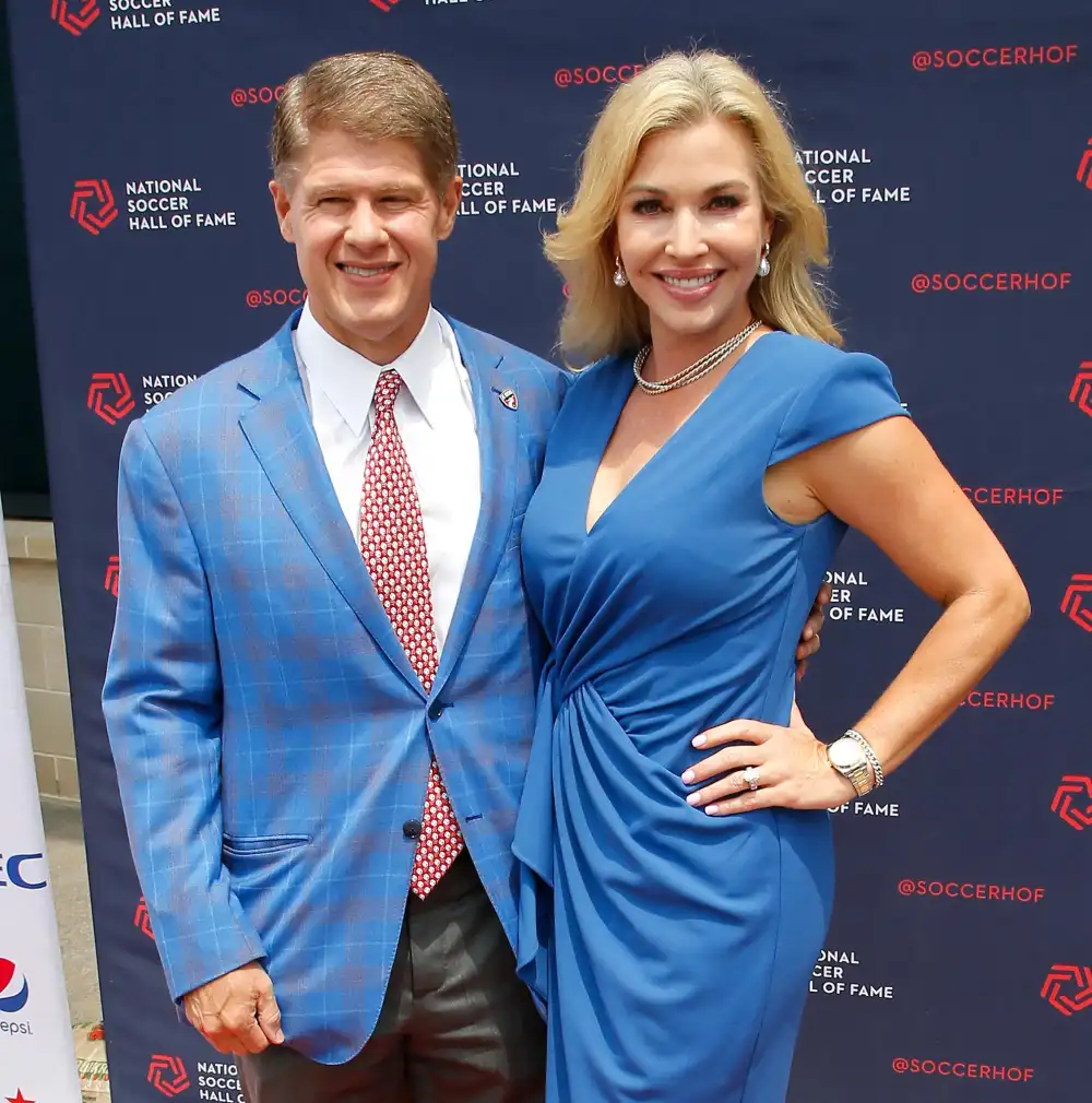 Clark Hunts Wife Tavia Had to Take Off Heels at Chiefs 49ers Game Because They Were Too Painful