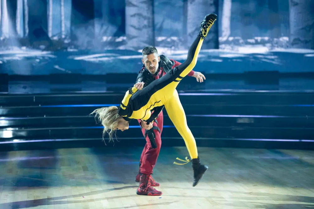 Danny and Witney Hope Hugh Jackman and Ryan Reynolds See DWTS Routine