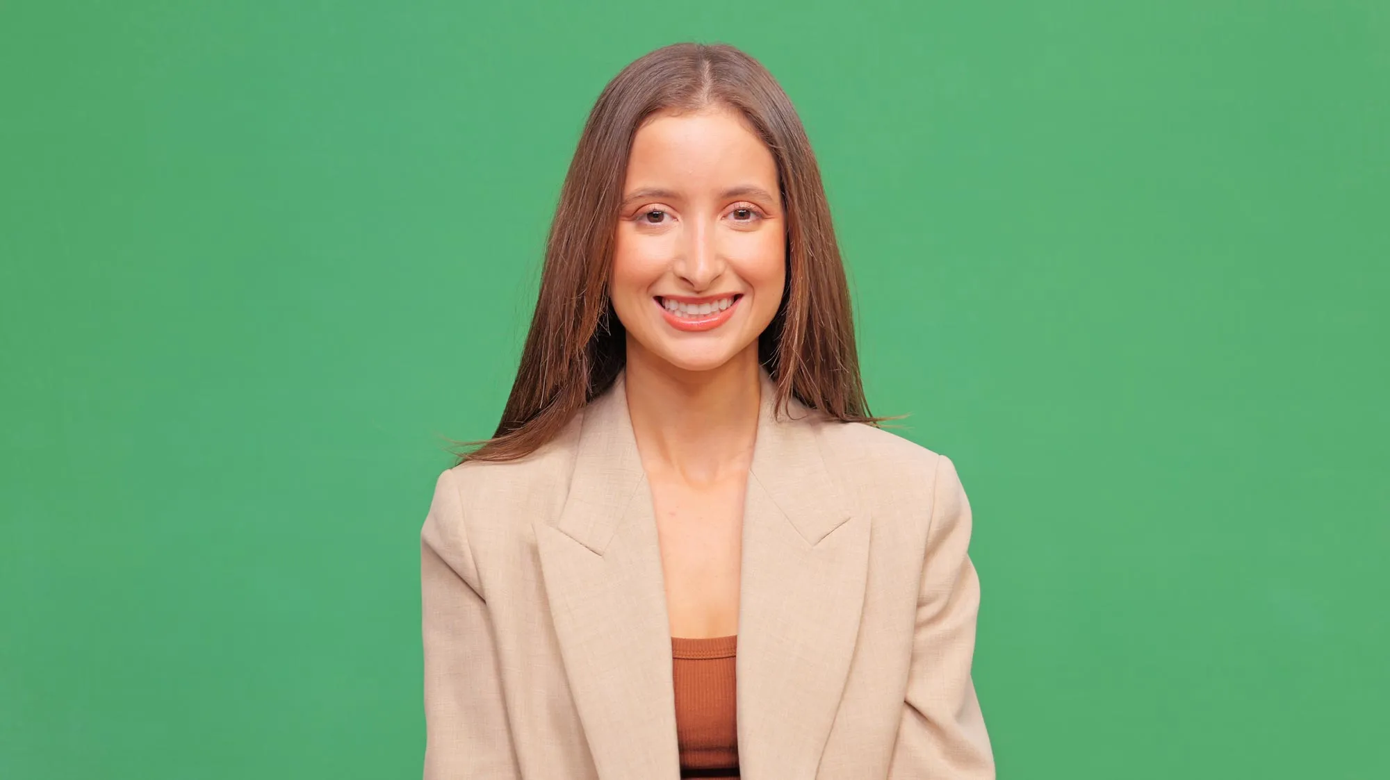 Elevate Your Autumn Glow with Certified Makeup Artist Victoria Lyns Pumpkin Spice Glam