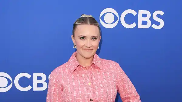 Emily Osment What s in My Bag