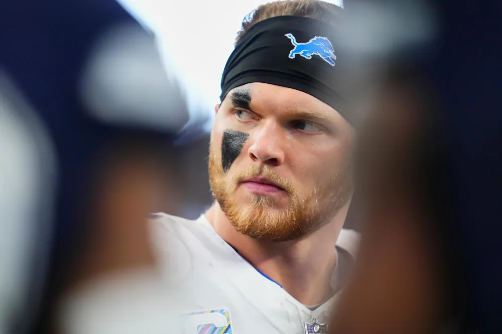 Eminem Offers Blunt 1 Word Response to Lions Aidan Hutchinsons Brutal Leg Injury