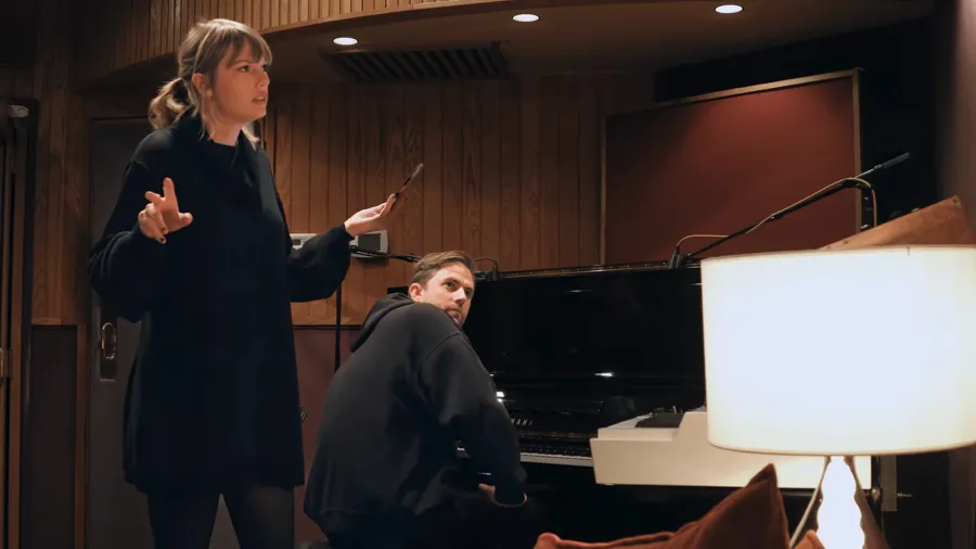 Every Time Taylor Swift Wore Clothes Backwards