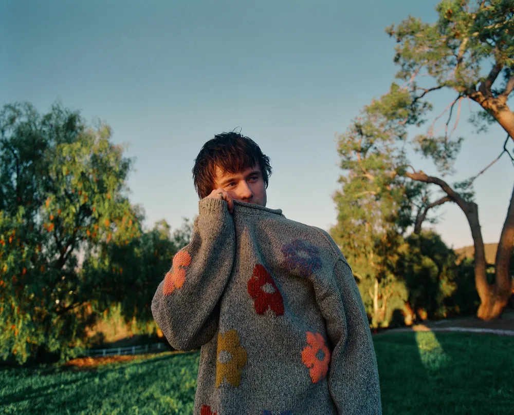 Feature Backstage Pass Alec Benjamin Exclusive