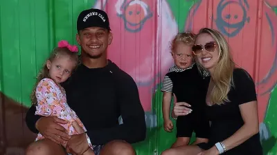 Feature Patrick Mahomes and Pregnant Wife Brittany Mahomes Take Kids to the Zoo