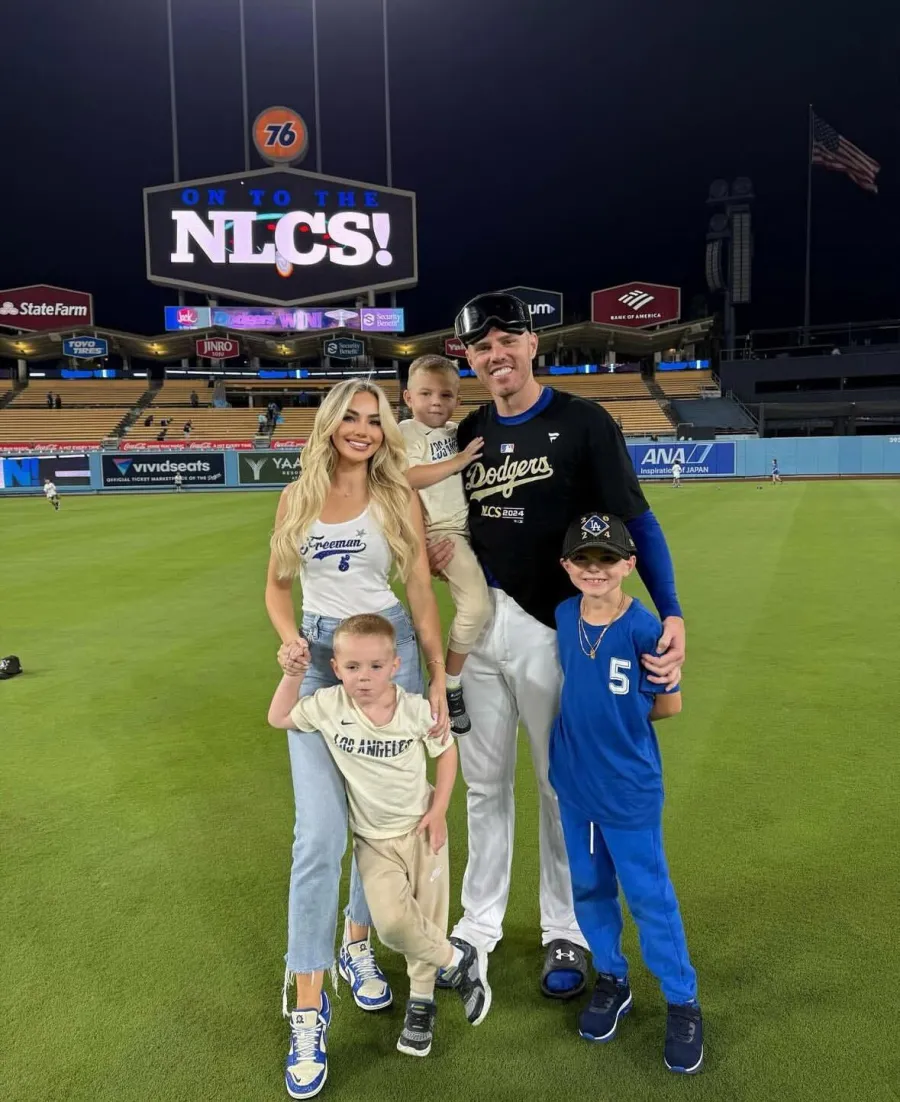 Freddie Freeman Hottest MLB Dads