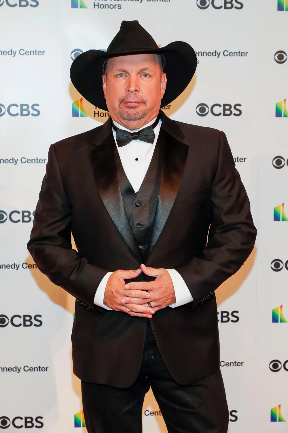 Garth Brooks acusado de agresi&oacute;n sexual y lesiones por una estilista 082