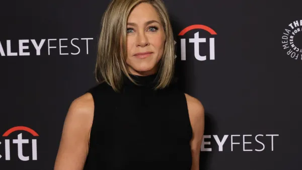 Jennifer Aniston Turtleneck