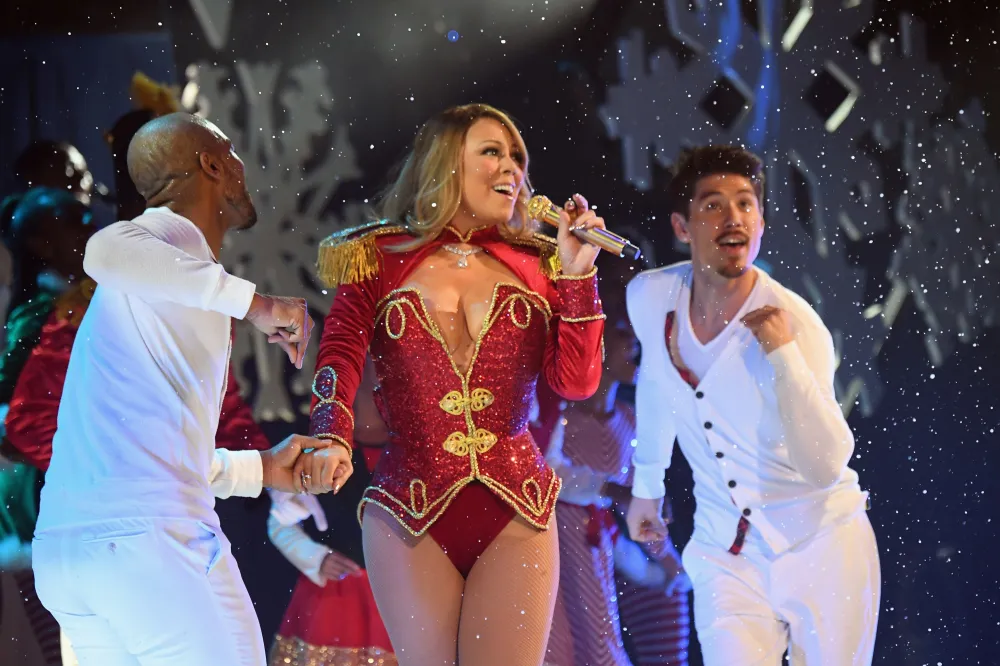 Mariah Carey Is Dressed for Christmas Already as She Announces Re-Release of Iconic Song