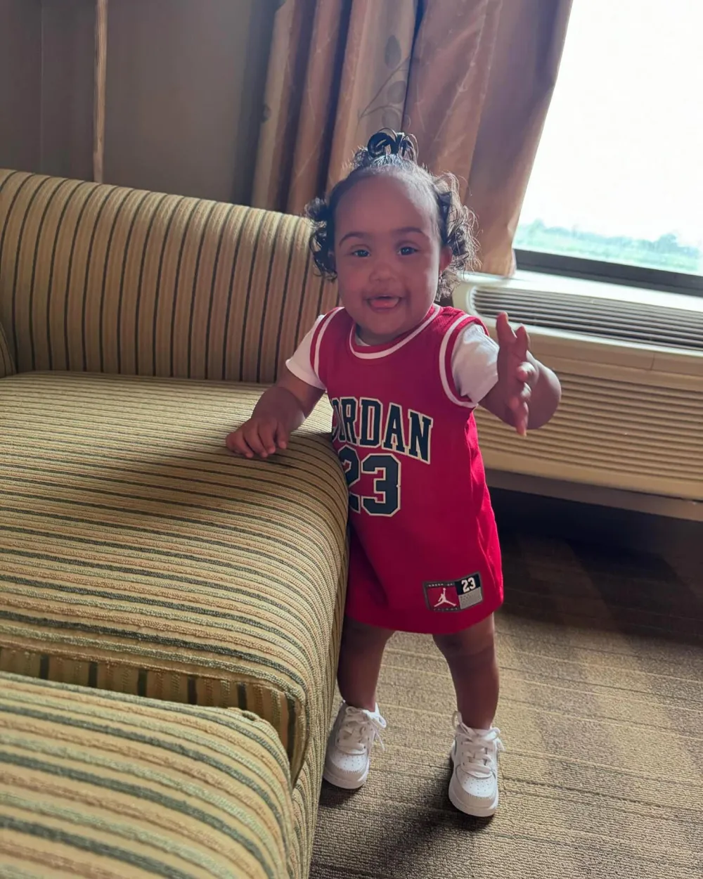 Girlfriend of San Francisco 49ers Charvarius Ward Speaks Out After Death of Their Daughter 383