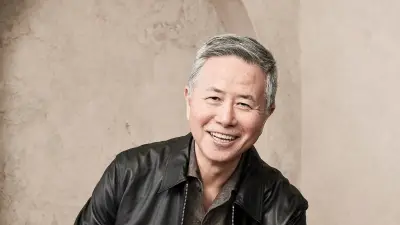 Golden Bachelorette s Charles L Meets His Biggest Fan During Men Tell All Special