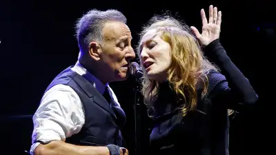 How Bruce Springsteen Patti Scialfa Balance Marriage and Performing