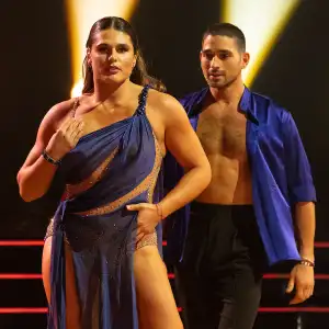 Ilona Maher and Alan Bersten Dedication Night Dancing With the Stars 01