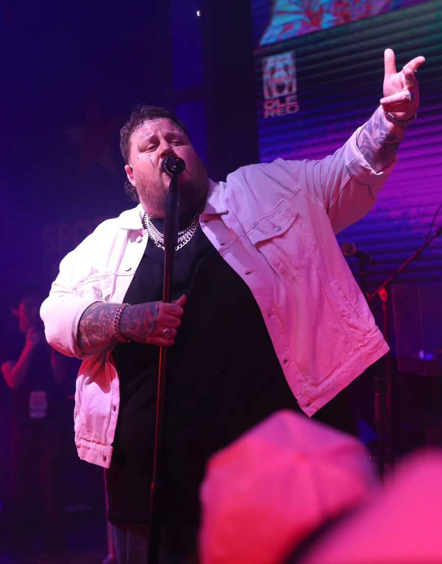 Jelly Roll s Weight Loss Transformation through the Years