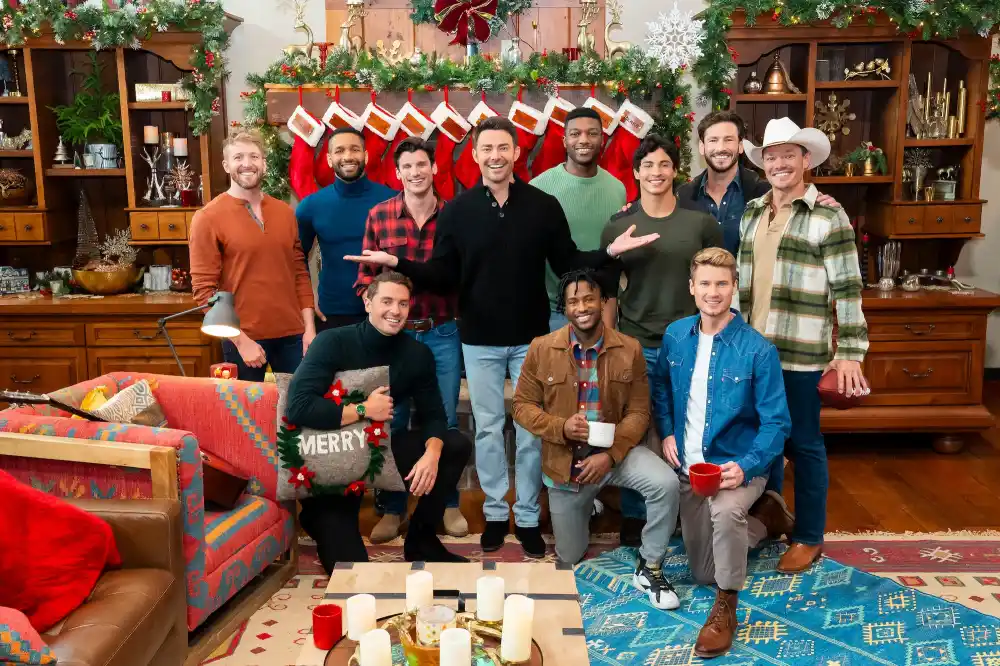 Jonathan Bennett Reveals There s a Meet Cute Game on Finding Mr Christmas