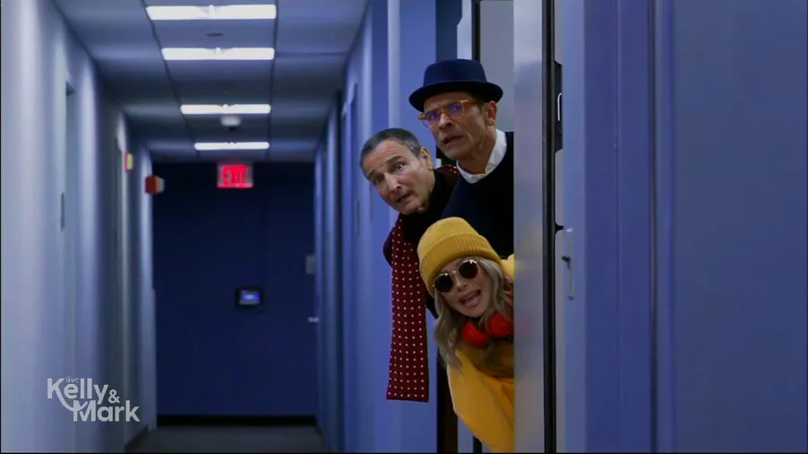 Kelly Ripa and Mark Consuelos Totally Ace Their Taylor Swift and Travis Kelce Halloween Costumes 469 472