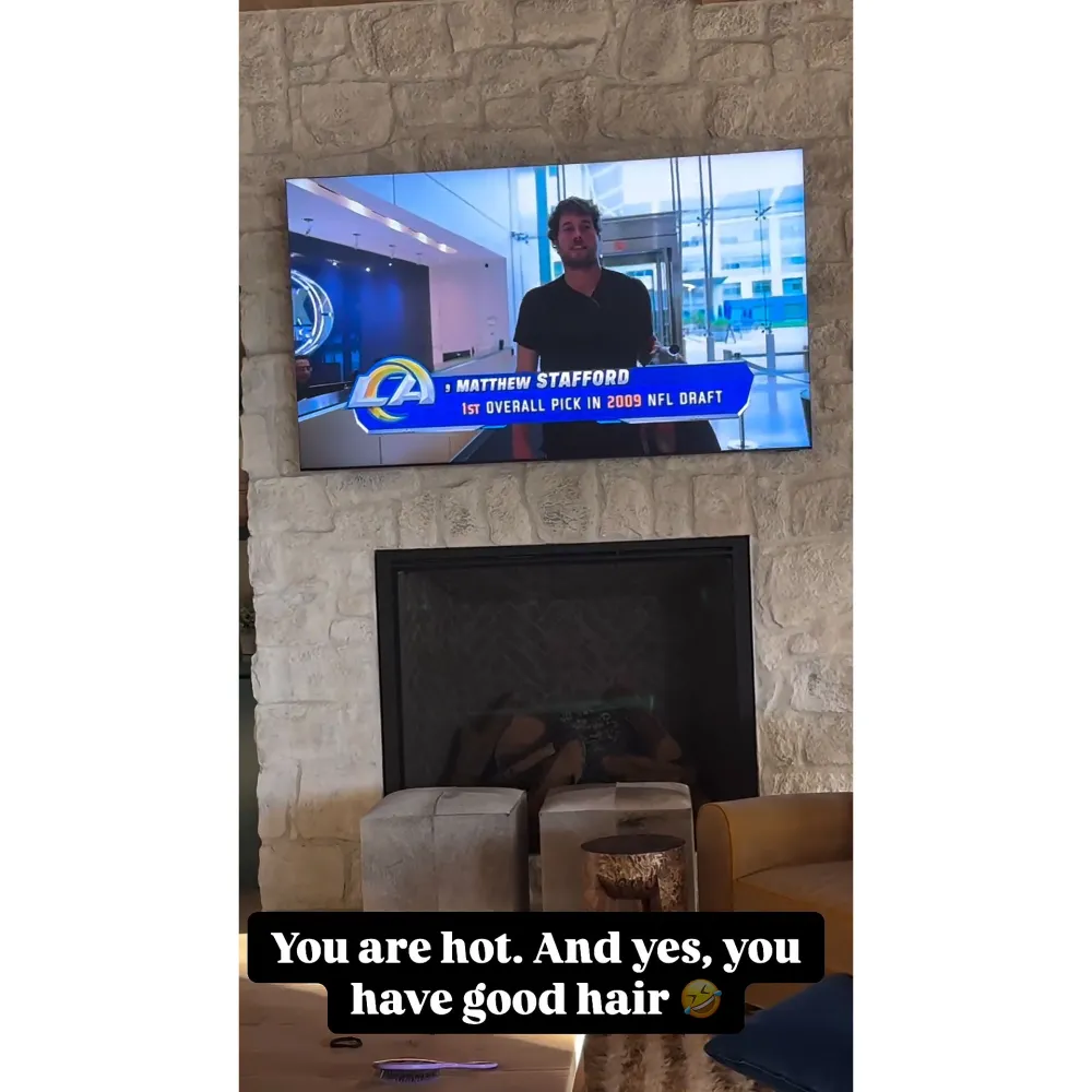 Kelly Stafford Reacts to Hubby Matt Stafford TV Debut 4